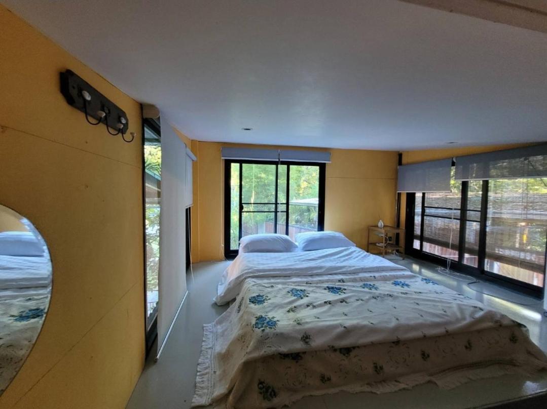 Brookhouse At Khaoyai Villa Ban Khanong Phra Klang Kültér fotó