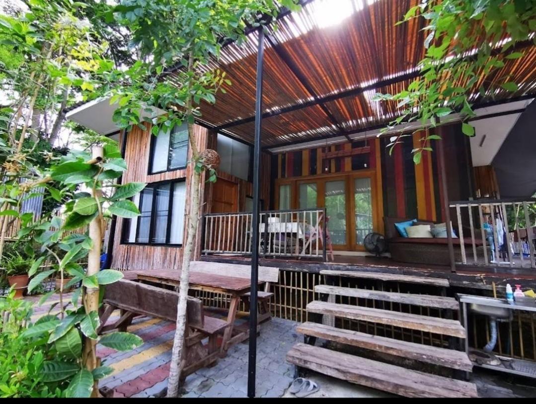 Brookhouse At Khaoyai Villa Ban Khanong Phra Klang Kültér fotó